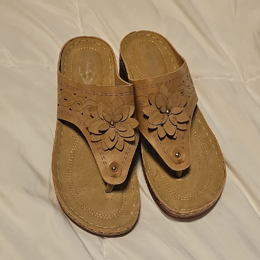 Atalina Tan Sandals Timeless Leather Comfort